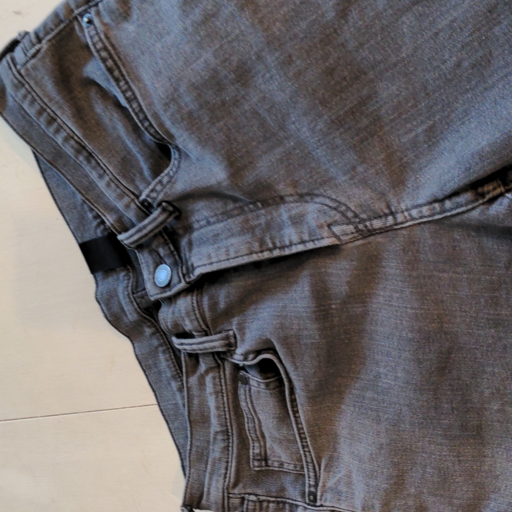 Jeans - Picture 2 of 2